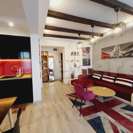 London Apartment София Екстериор снимка